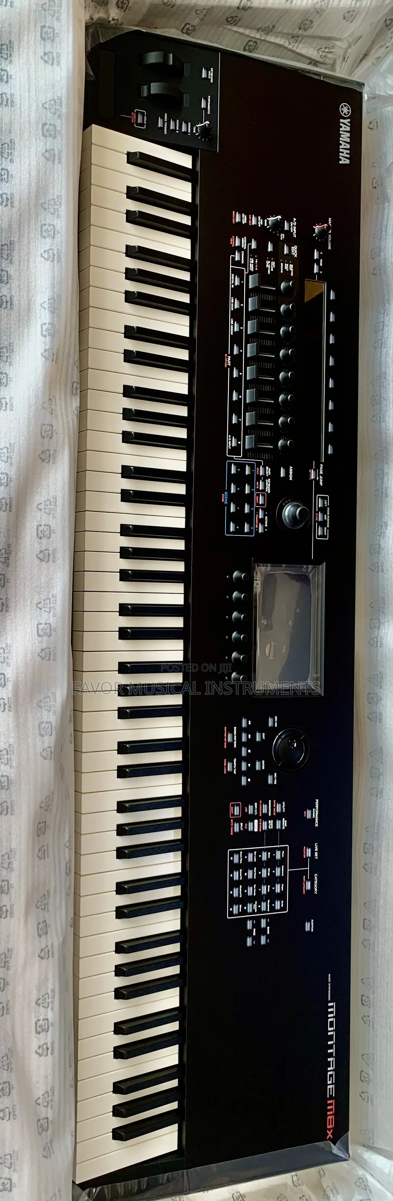 Yamaha Montage M8x Keyboard