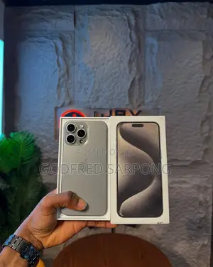Apple iPhone 15 Pro Max 256 GB White