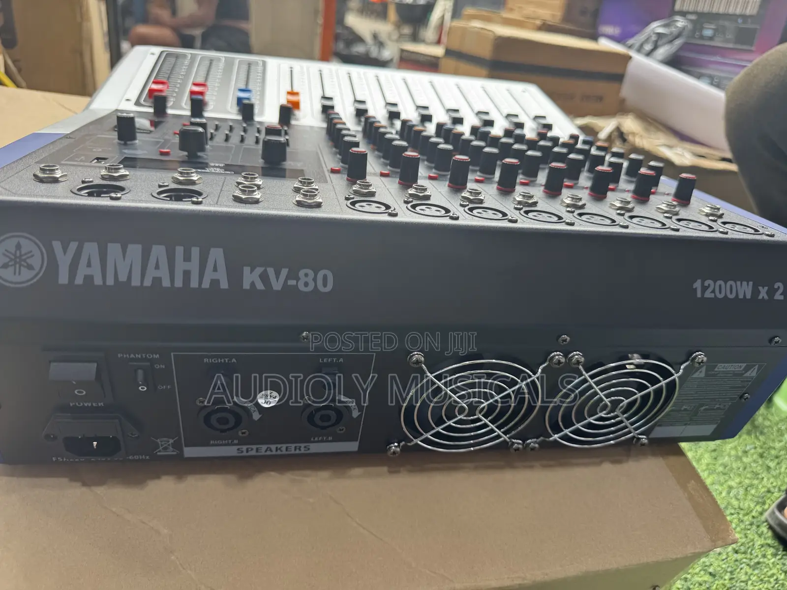 Powered-Kv- Mixer 8- Channel Yamaha