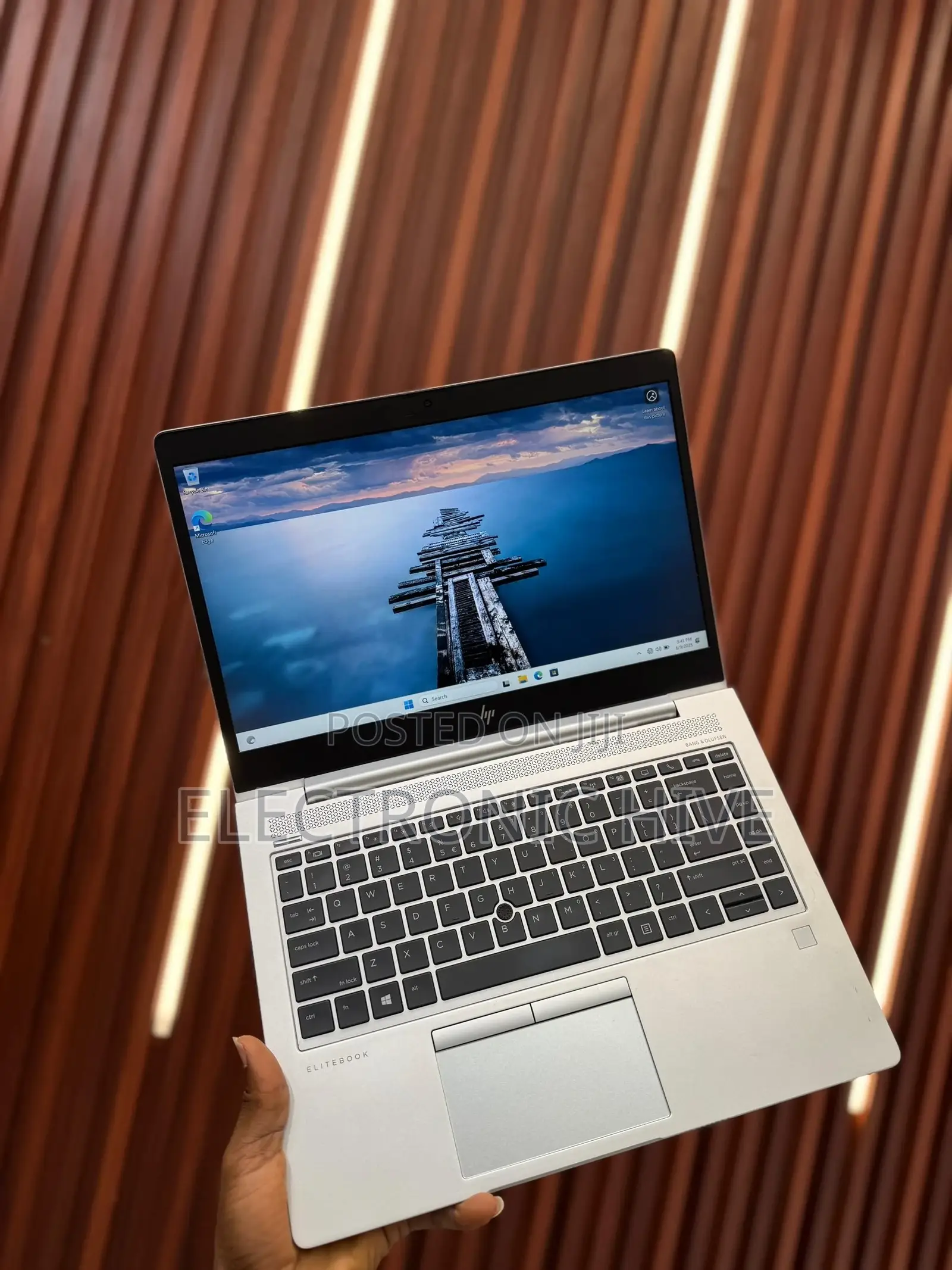 Laptop HP EliteBook 745 G5 8GB AMD Ryzen 3 SSD 256GB