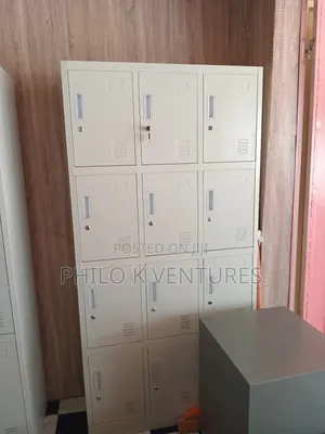 12 Doors Metal Cabinet