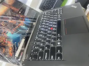 Laptop Lenovo ThinkPad X240 8GB Intel Core I5 HDD 500GB