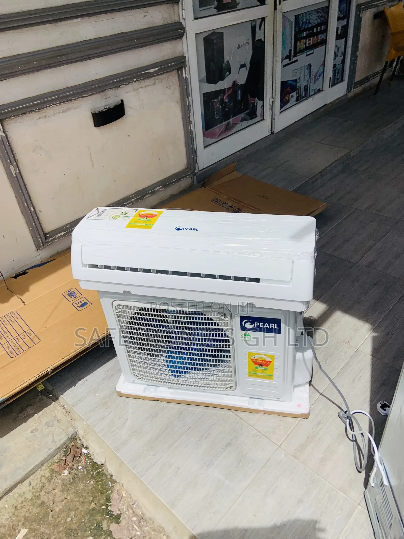 Essential Fast 1.5 Horsepower Split Pearl White Ac