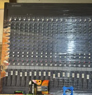 Yamaha Mg- 32 Channel Raw Mixer