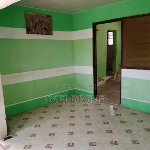 Nice Chamber and Hall With Porch