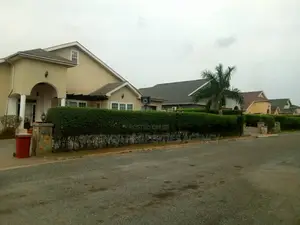 4bdrm House in Community25, Tema Metropolitan for sale