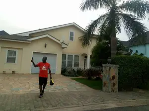 4bdrm House in Community25, Tema Metropolitan for sale