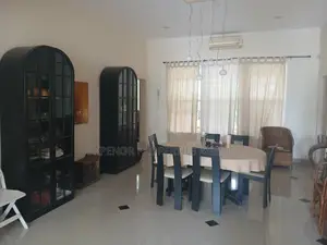4bdrm House in Community25, Tema Metropolitan for sale