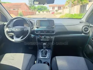 Hyundai Kona 2020 Red