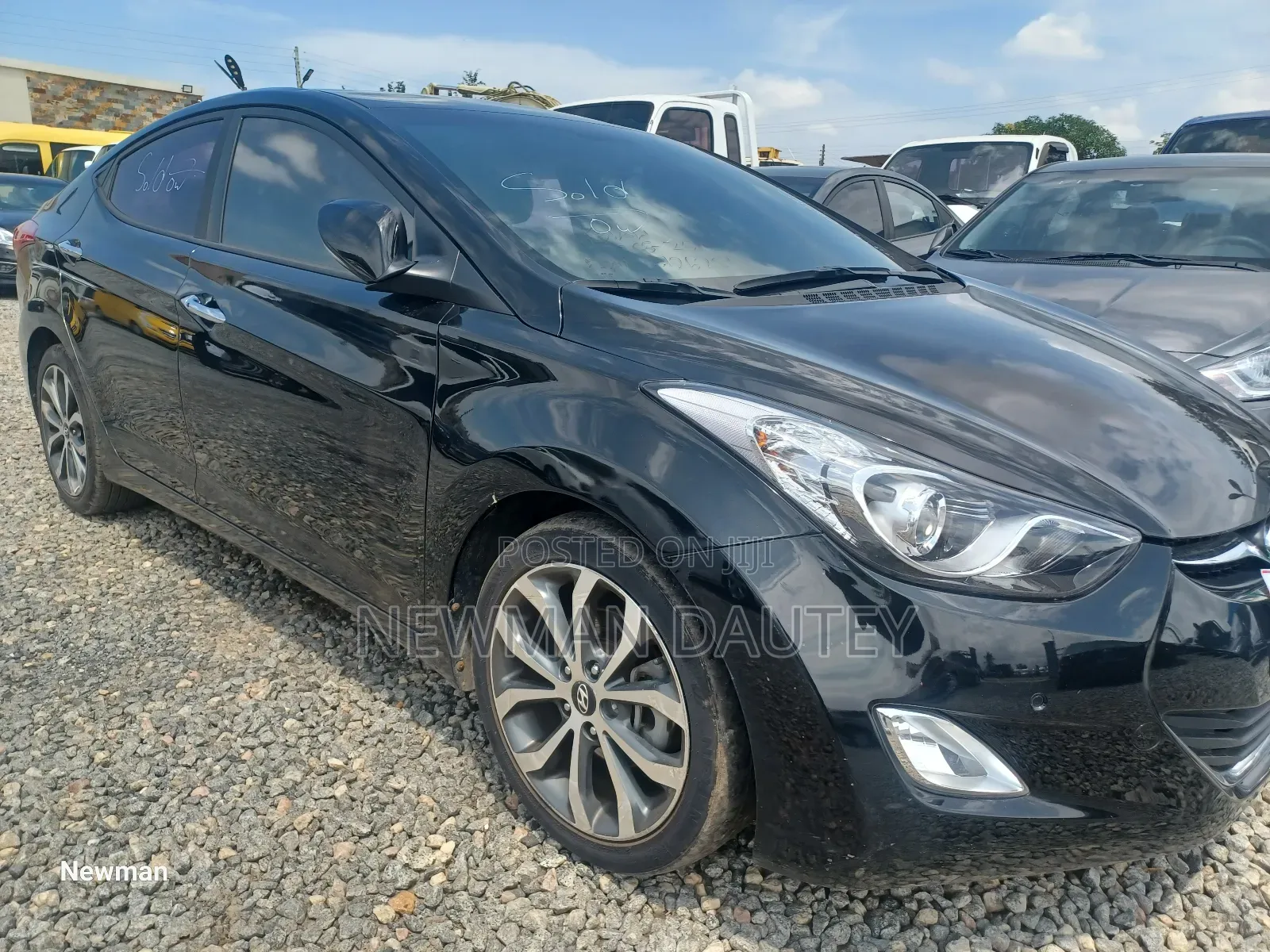 Hyundai Avante 2014 Black