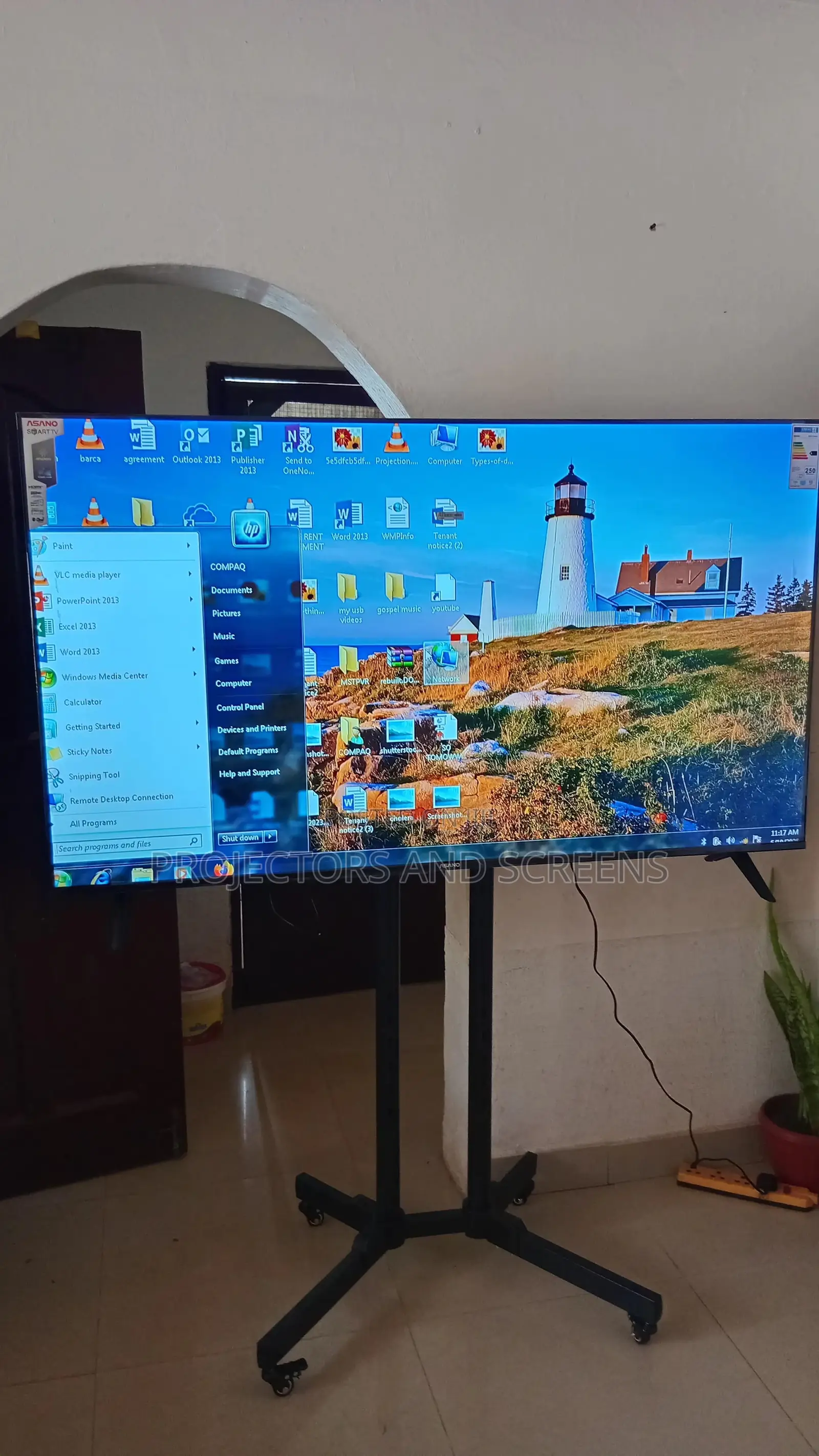 Tv Rent Smart 65" Plus Stand + Delivery+ Wireless Hdmi