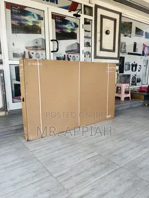 Newly Made Samsung Crystal Uhd Smart Tv(75du8000).