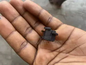 Honda Civic 2016 to 2021 Radar Alignment Clip/Lockers