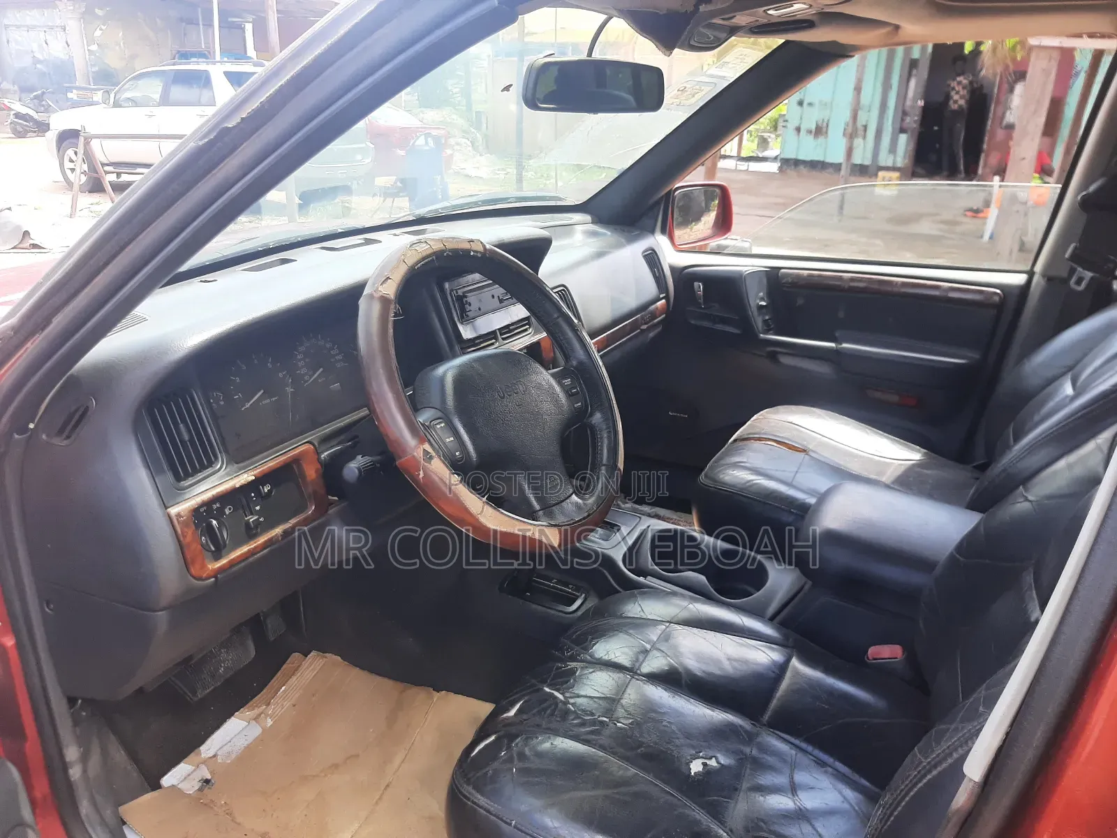 Jeep Cherokee 1990 Red