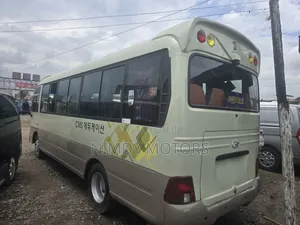 Hyundai County 2014 Grey