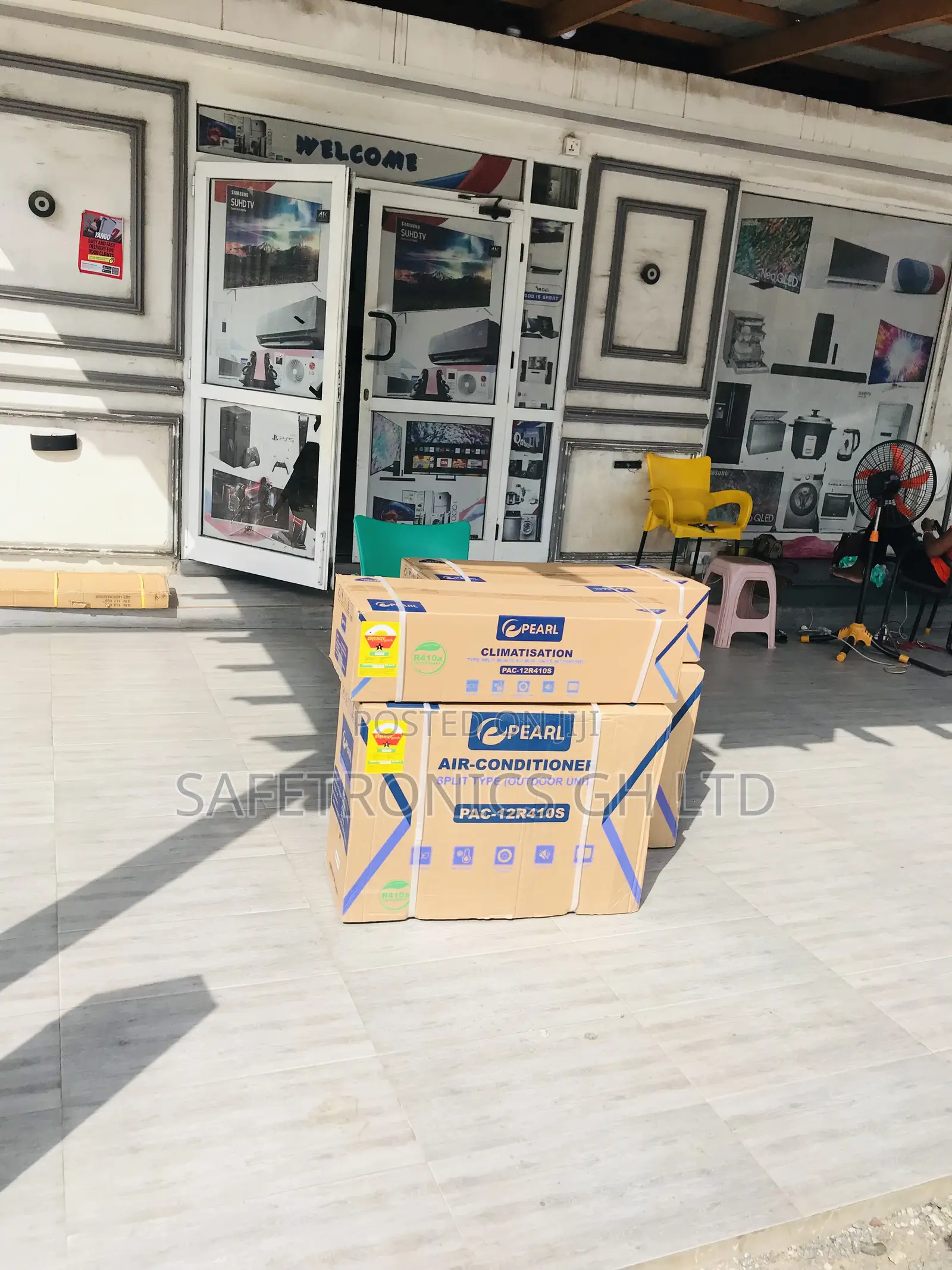Efficient 1.5 Horsepower Split White Pearl R410a Ac