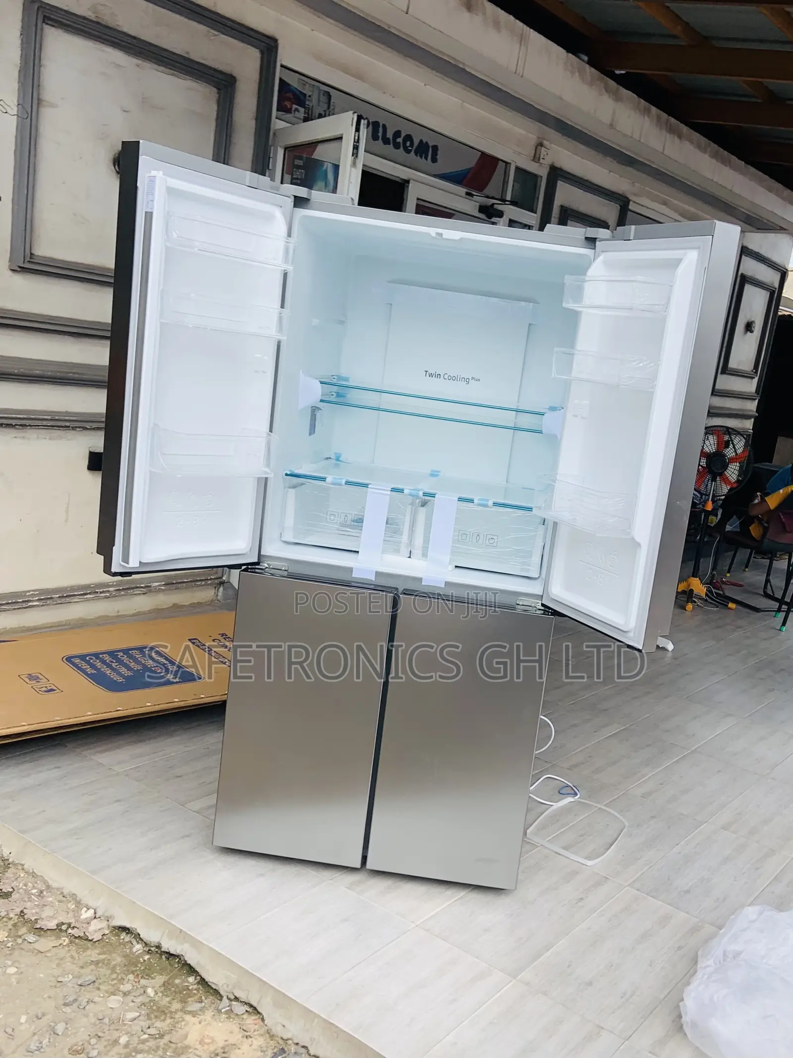 Accurate Samsung 4 Doors Grey Sidebyside Fridge