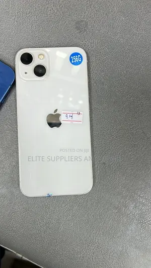 Apple iPhone 13 256 GB White