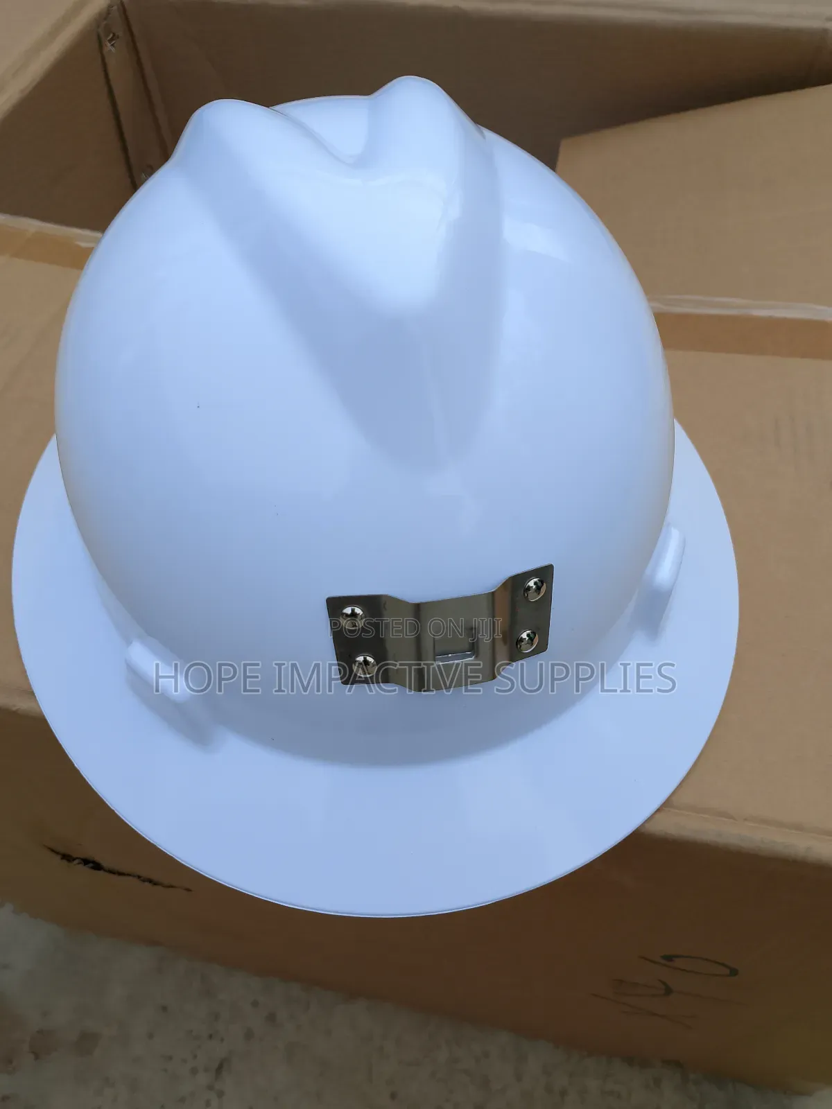Underground Mining Helmet Without Reflectors