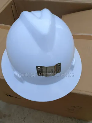 Underground Mining Helmet Without Reflectors