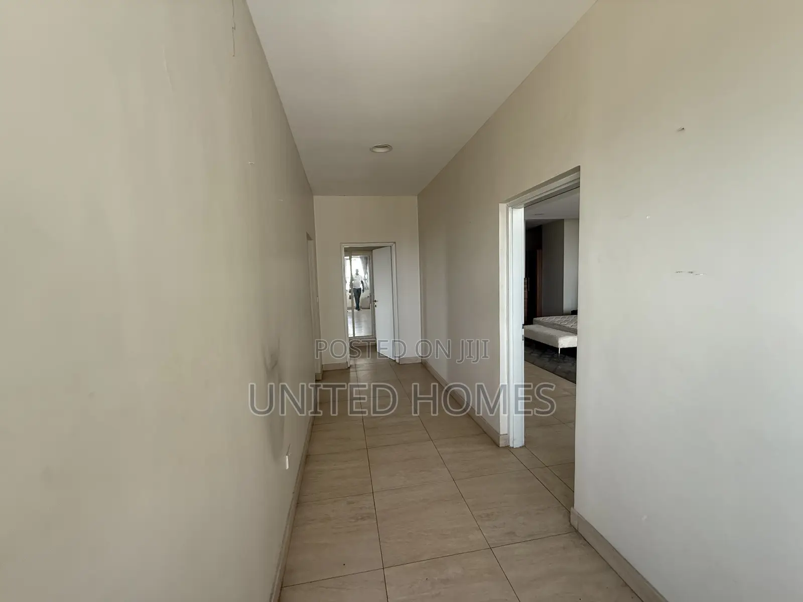 Furnished 3bdrm Penthouse in Ridge for rent