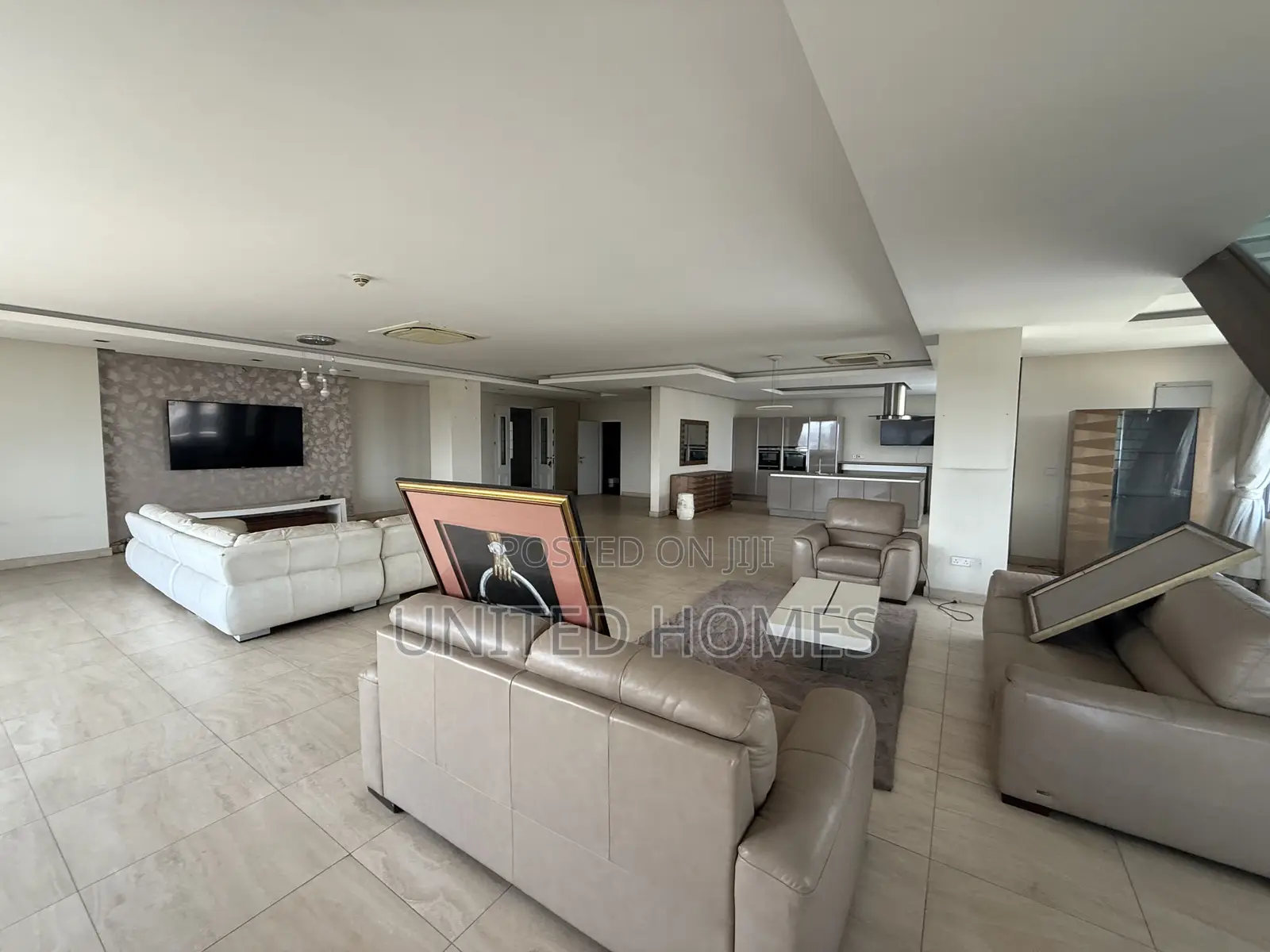 Furnished 3bdrm Penthouse in Ridge for rent