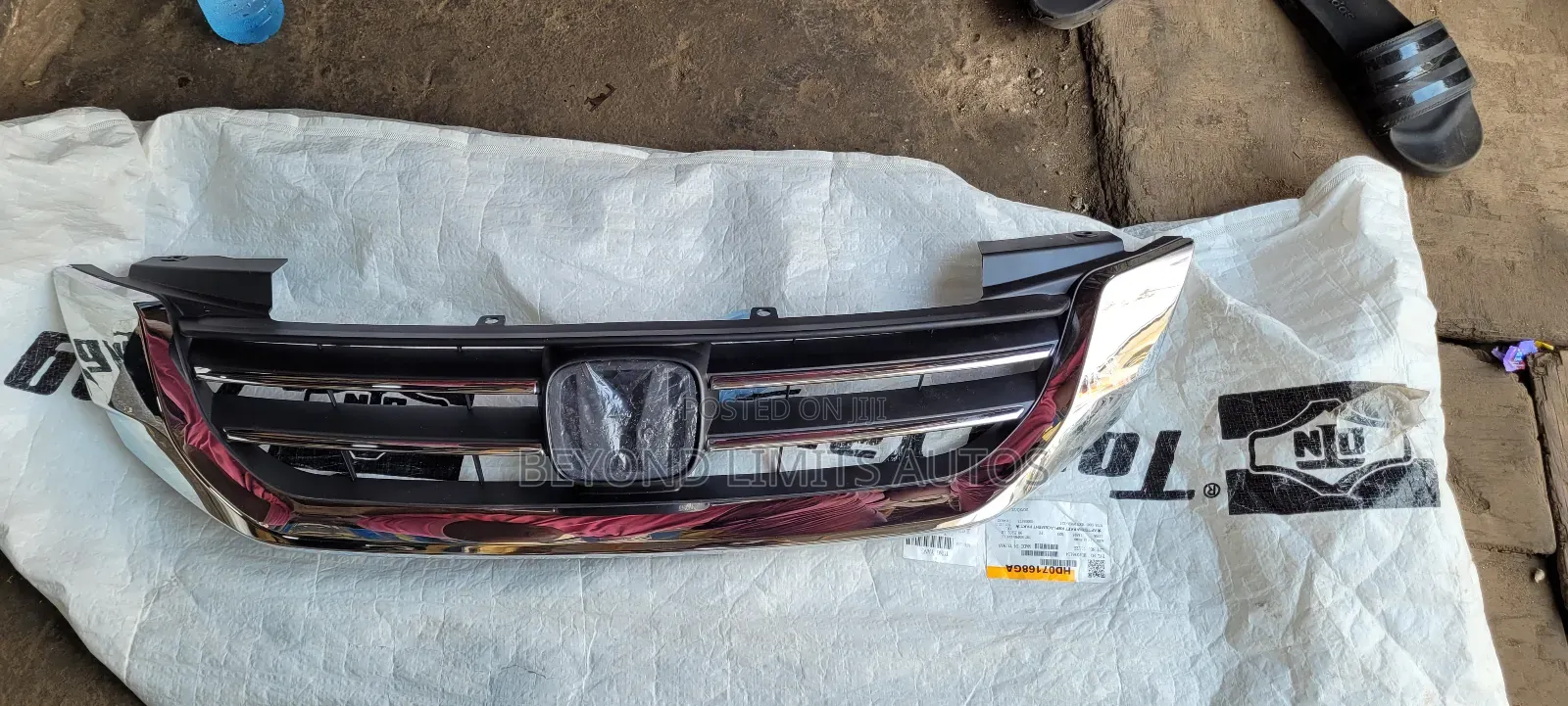 Honda Accord 2013,2014,2015 Top Grille