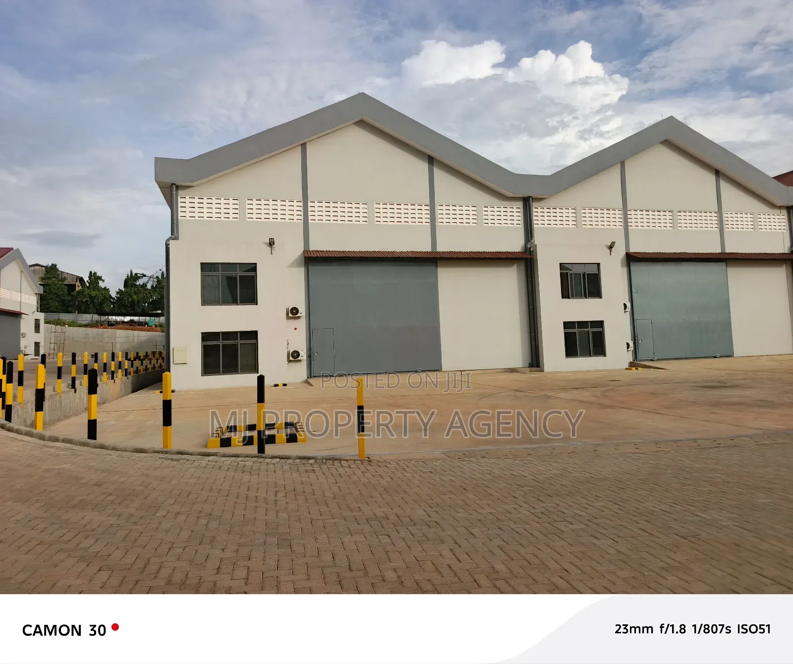 1000 SQM Warehouse at Kumasi
