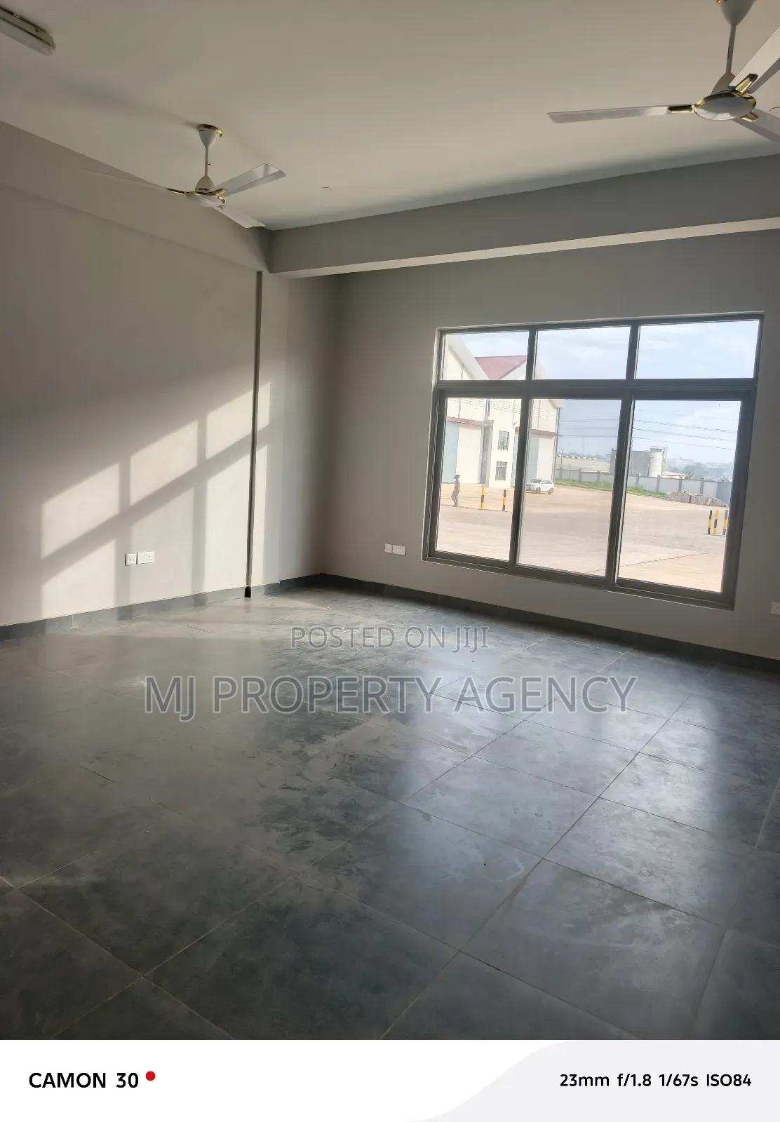 1000 SQM Warehouse at Kumasi