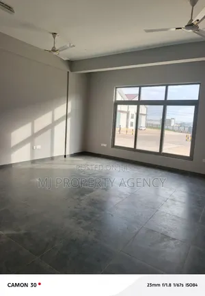 1000 SQM Warehouse at Kumasi