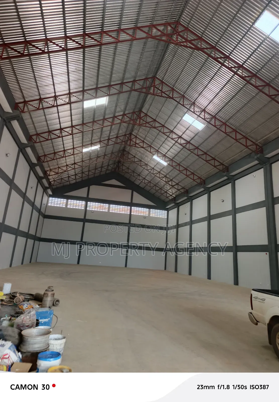 1000 SQM Warehouse at Kumasi