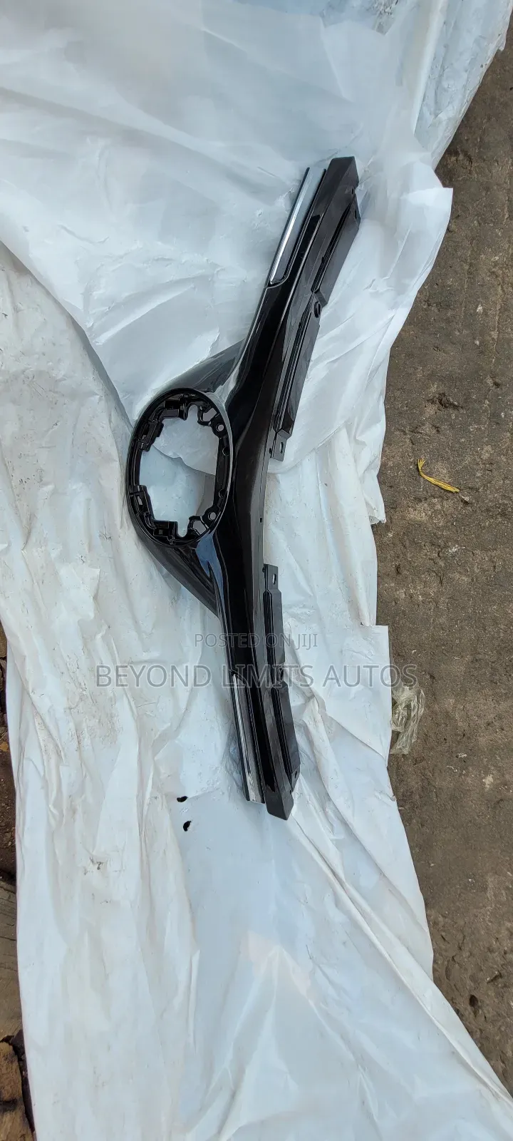 Toyota Rav4 2016,2017,2018 Front Grille/Top Grille/Shell