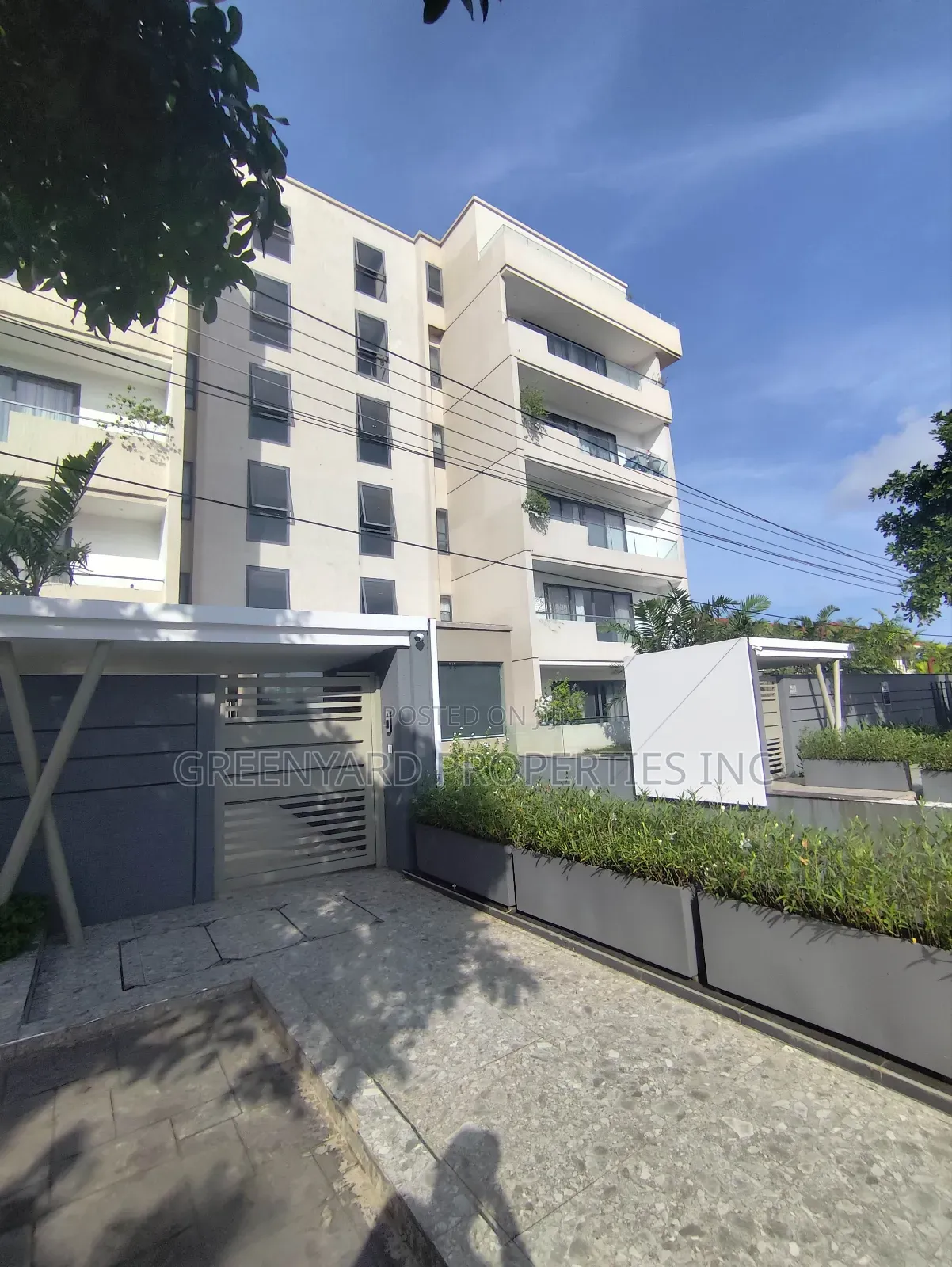 Furnished 3bdrm Apartment in Lagos Avenue, East Legon for rent