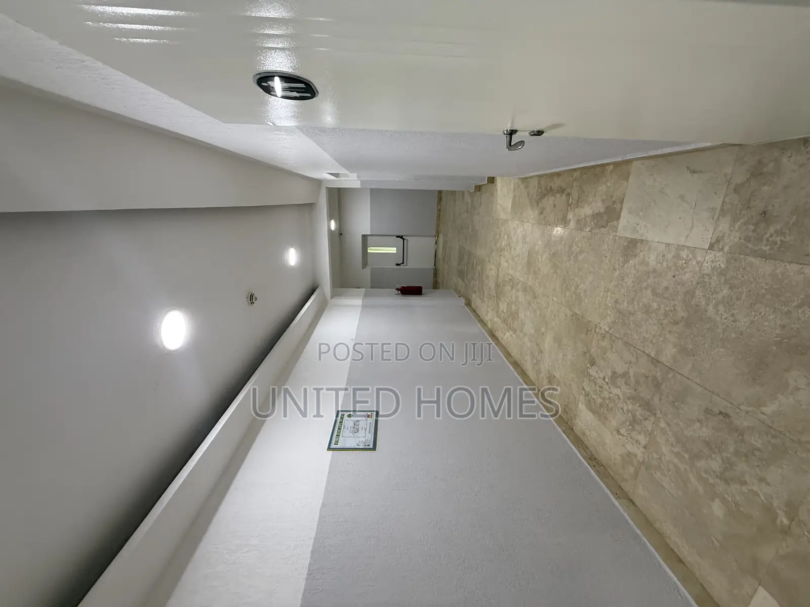 360 Square Meters Office for Rent at Ridge