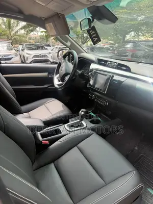 Toyota Hilux Revo Double Cab Deisel 2.4 AWD 2019 Gray