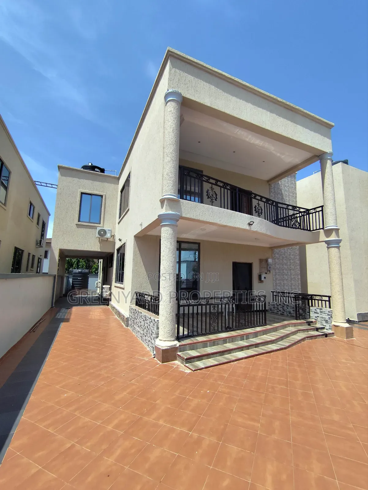 5bdrm Duplex in Adjiringanor, East Legon for rent
