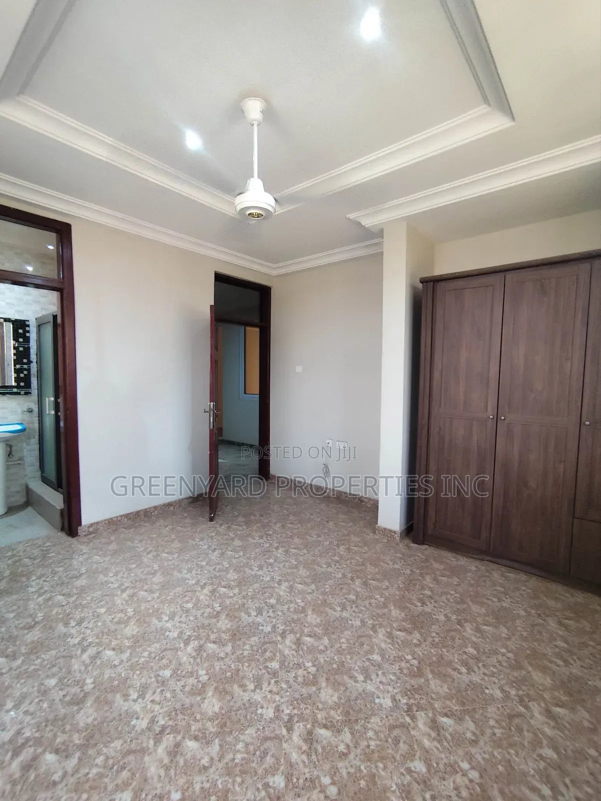 5bdrm Duplex in Adjiringanor, East Legon for rent