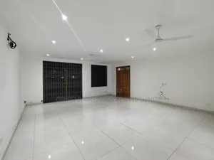 3bdrm Apartment in American House, East Legon for rent
