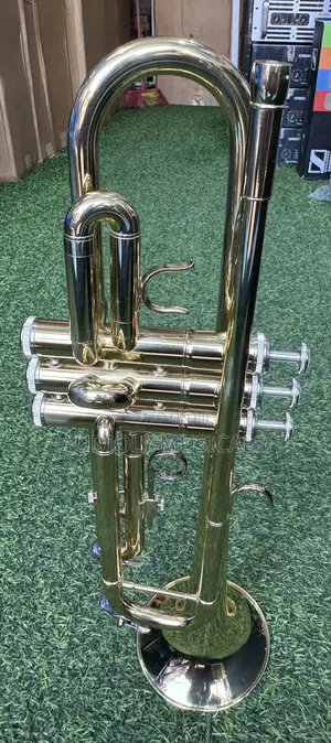 Yamaha Golden Colour Trumpet