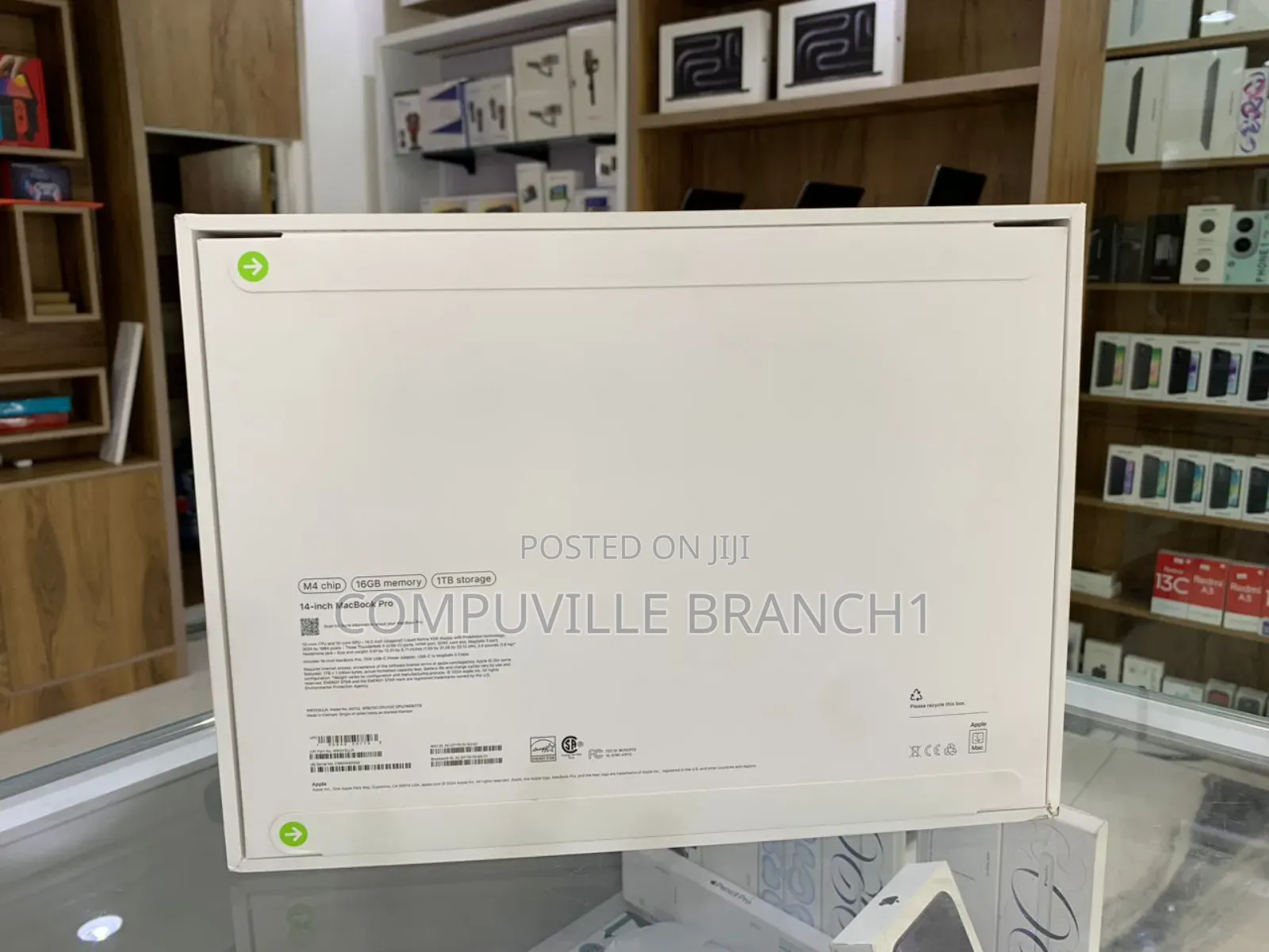 New Laptop Apple MacBook Pro 16GB Apple M4 SSD 1T