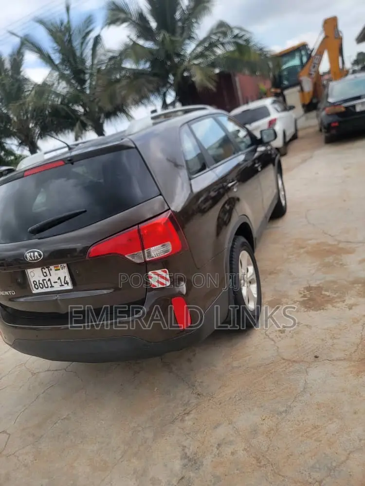 Kia Sorento LX 4dr SUV (2.4L 4cyl 6A) 2014 Brown