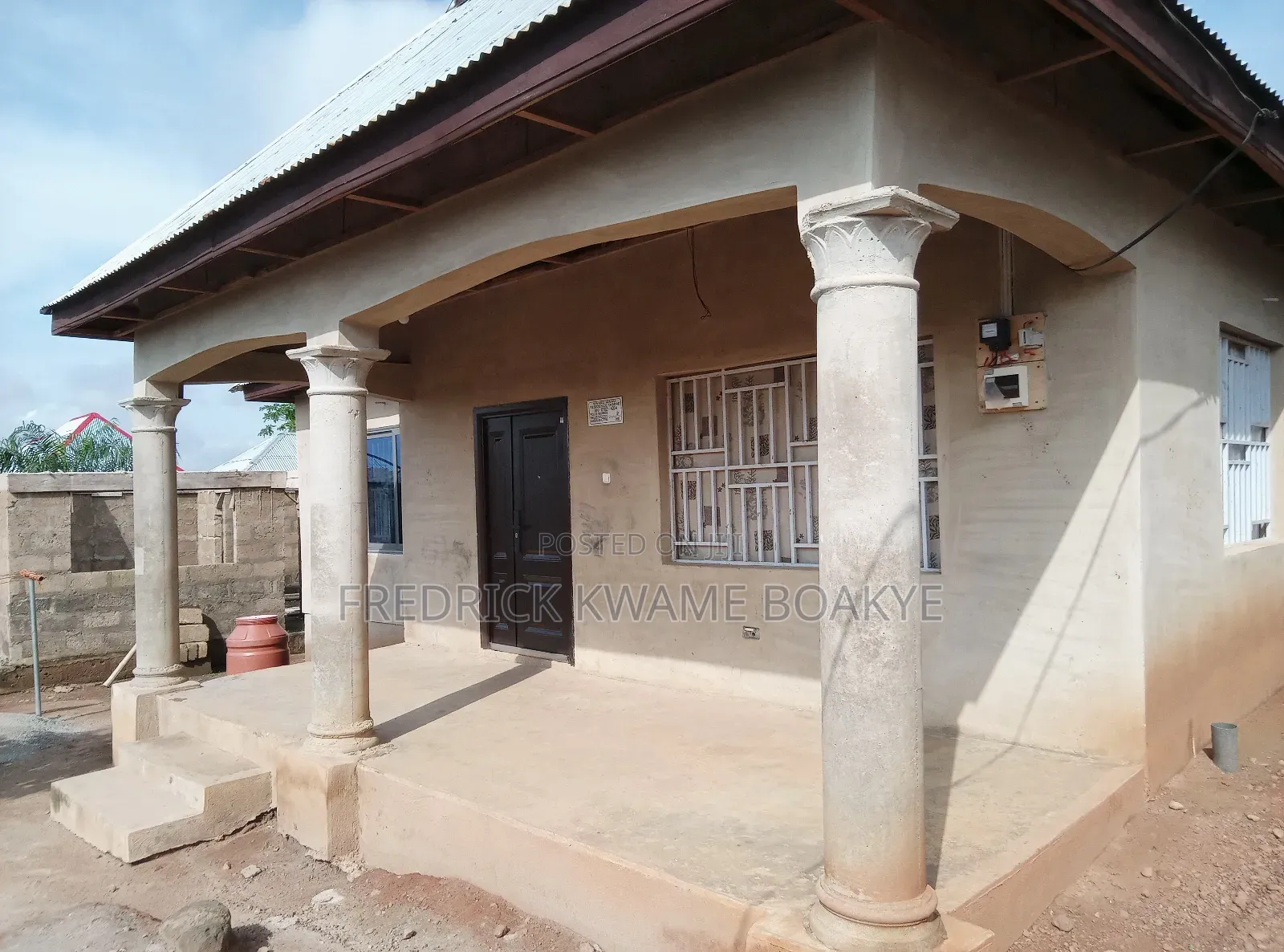3bdrm House in 3 Bedrooms House For, Kumasi Metropolitan for sale