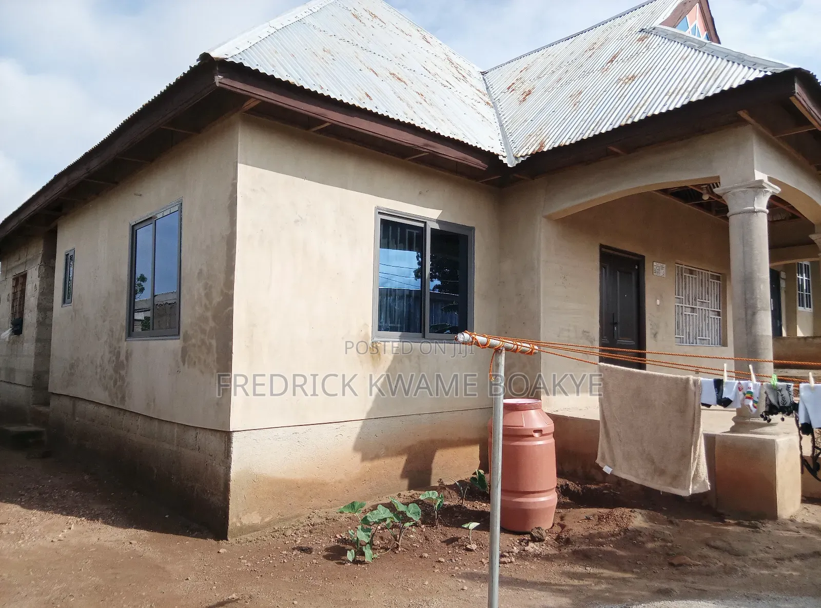 3bdrm House in 3 Bedrooms House For, Kumasi Metropolitan for sale