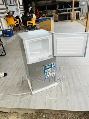 Newly Made Nasco Nas F2-120 Double Door Table Top Fridge