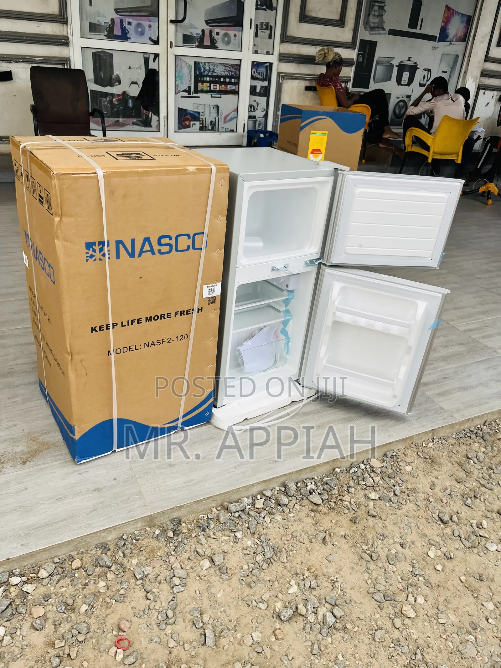 Newly Made Nasco Nas F2-120 Table Top Fridge(Gray).