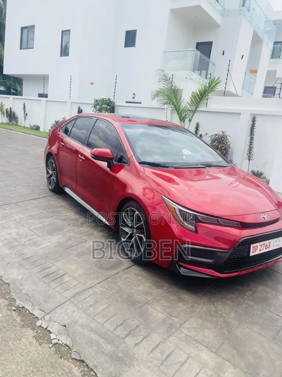 Toyota Corolla SE 2021 Burgundy