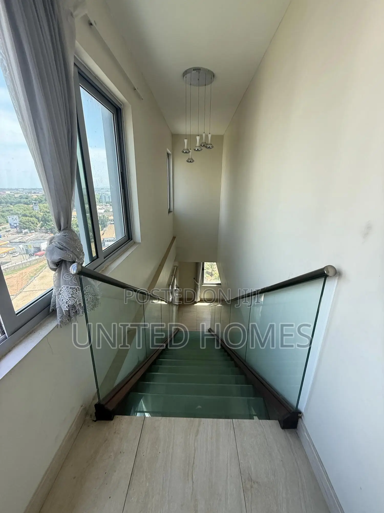 Furnished 3bdrm Penthouse in Ridge for rent