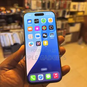 Photo - Apple iPhone 16 Pro 256 GB Gold