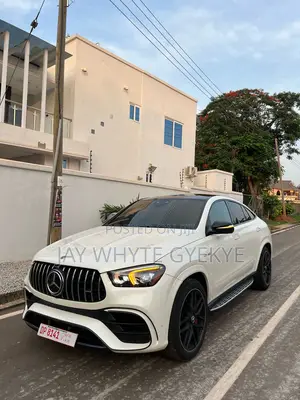 Photo - Mercedes-Benz GLE-Class AMG GLE 63 S 4MATIC 2021 White