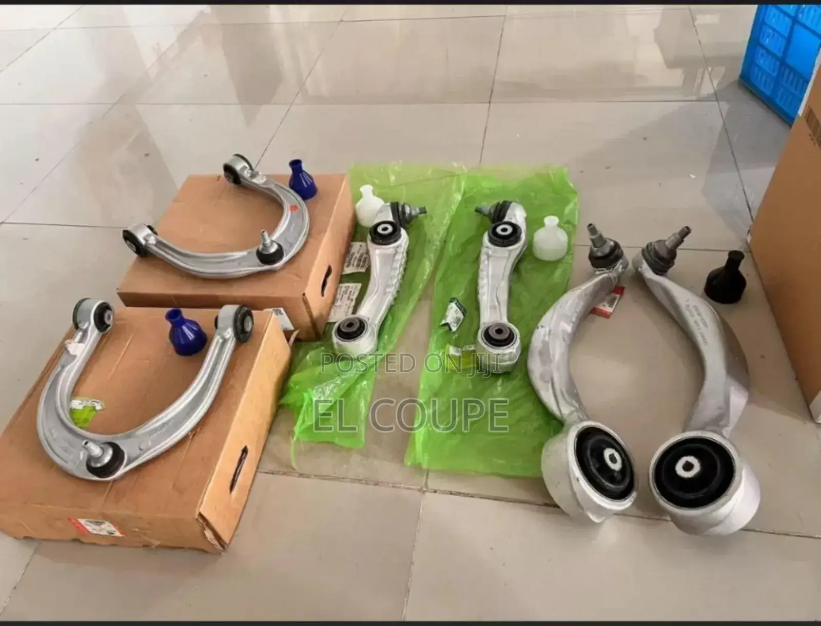 Range Rover Sport 2023 Lower Arm Set
